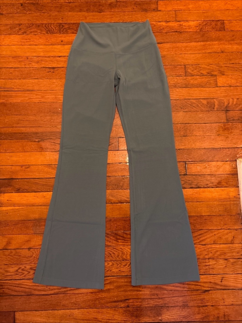 Women’s Nike Zenvy Dri-FIT Flare Leggings - Slate Green size medium